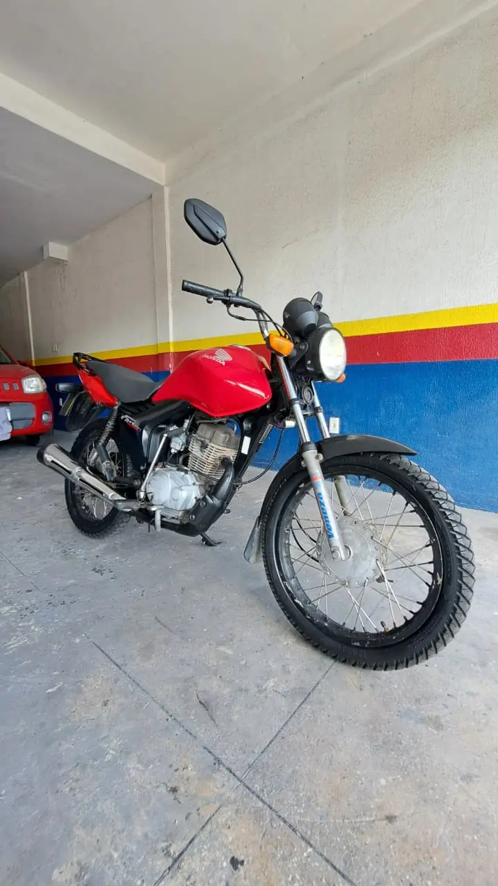HONDA CG 125 FAN KS FRENTE DIREITA